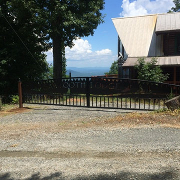 Custom Driveway Gates and Entrance Design