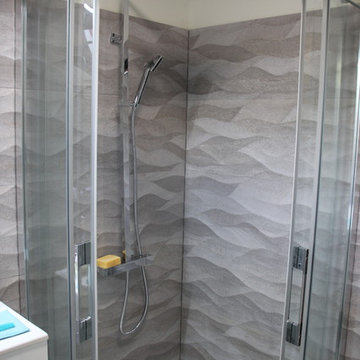 Rénovation d'une salle d'eau, d'un couloir, d'une chambre et wc