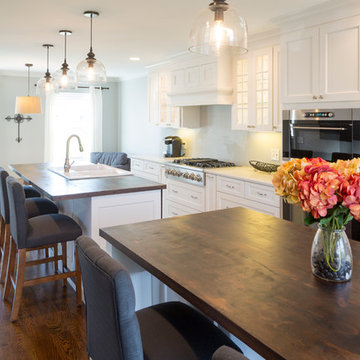 Decorators White Amish Kitchen Cabinets