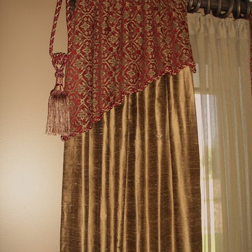 Living Room Drapery