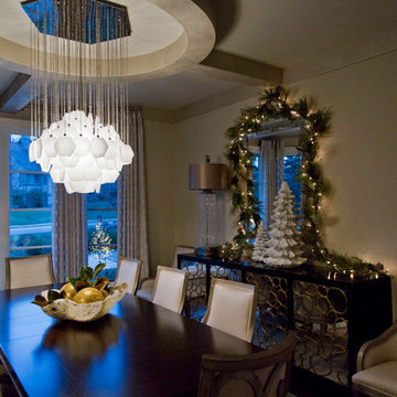 A Holiday House By Wilson Lighting's Lashell Hall