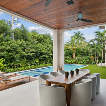 Contemporary Home - 11