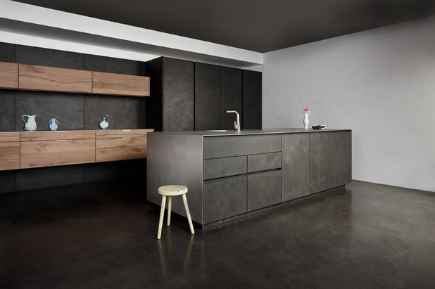 Contemporary Kitchen by Eggersmann Design