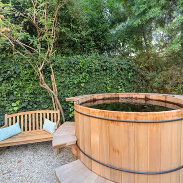 Brentwood Modern Multi-Level Outdoor Retreat