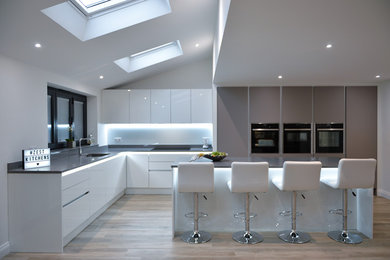 Luxury modern true handle-less kitchen
