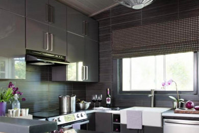 Kitchen - kitchen idea in New York