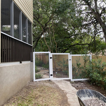 Screen Porch & Gate
