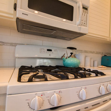 Arroyo Park, Valencia - White Kitchen