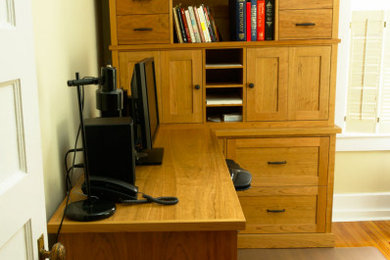 Study room - mid-sized craftsman freestanding desk study room idea in Other
