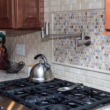 Maple Cabinet kitchen and wet bar remodel