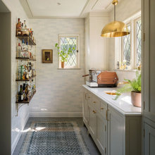 480 West View - Scullery