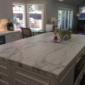 Kitchen : Material - Calacatta