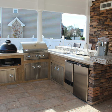 Outdoor Kitchen