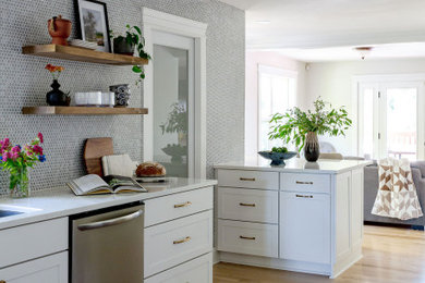 Inspiration for a timeless kitchen remodel in Portland