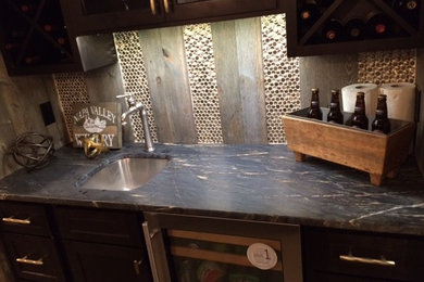 Example of a home bar design in Cincinnati
