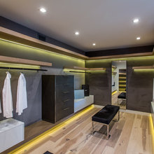 Raymond Ave - Master Closet