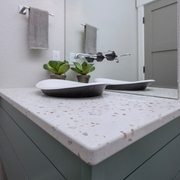 Powder Rooms & Bathrooms