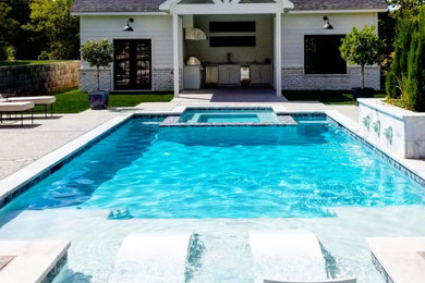 Example of a minimalist pool design in Dallas