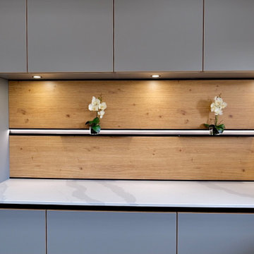 Bespoke Oak Detail Kitchen