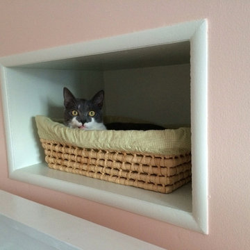 One use of this wall niche space!