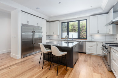 Minimalist kitchen photo in Vancouver