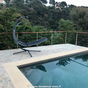 Garde-corps inox main courante bois + 5 câbles piscine