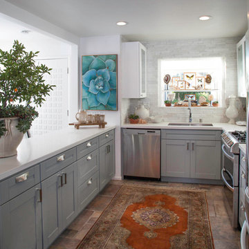 L U X E specialty | kitchens & baths