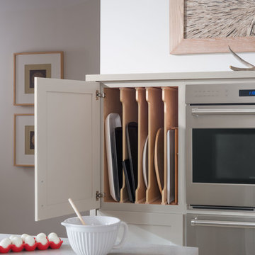 Kitchen Designed for Convenient Cooking