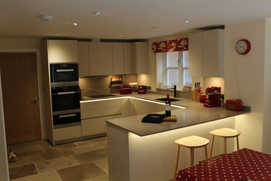 Inspiration for a modern kitchen in Gloucestershire.