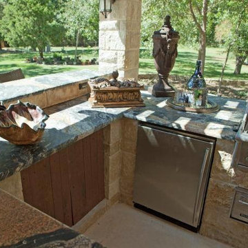 Back Patio Kitchens