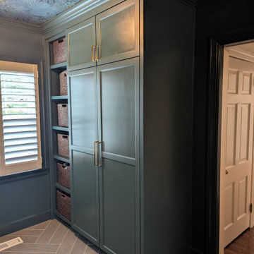 Amish Laundry & Mudroom Full overlay Hidden Falls painted cabinetry