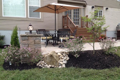 Elegant patio photo in Cincinnati