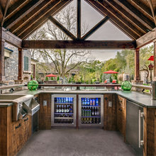 Outdoor Kitchen