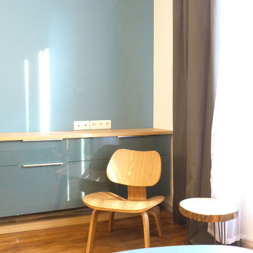 Salon avec chaise Eames