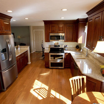 Kitchen Remodel with Medallion Cherry Raised Panel Cabinets & Quartz Countertop