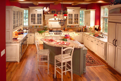 Example of a classic kitchen design in Other