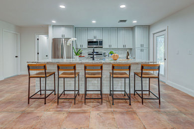 Inspiration for a coastal kitchen remodel in Tampa