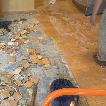Installation: Hardwood floors & steps