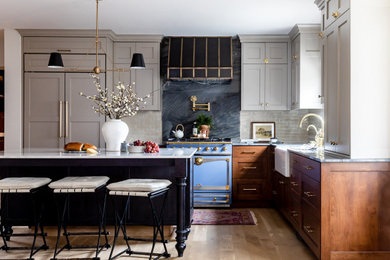 Example of a transitional kitchen design in Salt Lake City