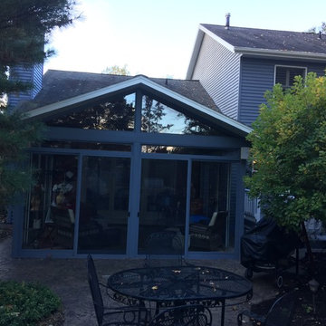 Vinyl Siding Color Change in Amherst, OH