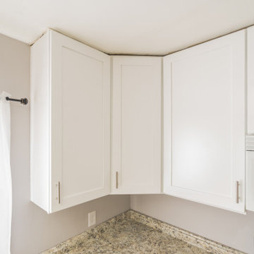 UT White Shaker Kitchen Cabinets