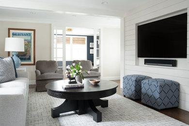 Transitional family room photo in Boston