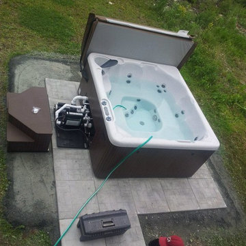 Pools & Spas