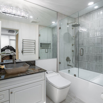 Coal Harbour Condo Bathroom Renovation – Frameless Glass Enclosure & Smart Toile