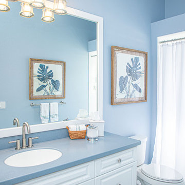 Starfish Retreat: Guest bathroom