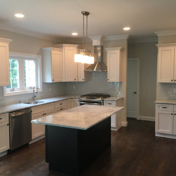 Shaker kitchen cabinets