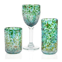 Guest Picks: Stylish Emerald Home Accessories