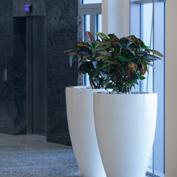 Glossy Fibreglass Canna Tapered Vase Planter - Outdoor Plant Pots & Planters