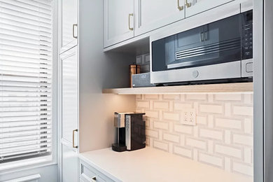 Elegant kitchen photo in New York