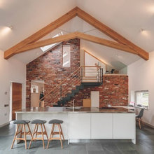 Upper apartment